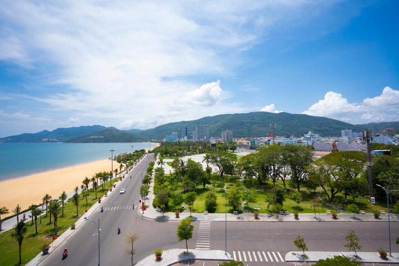 Hotel Thien Hai Quy Nhon Buitenkant foto